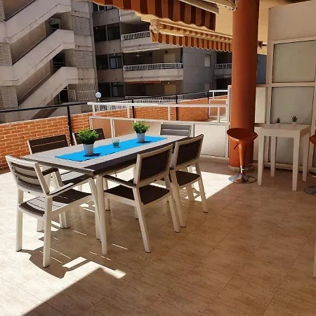 Con Gran Terraza, Piscina Y Con Vistas Al Mar, A Solo 50 M De La Playa *