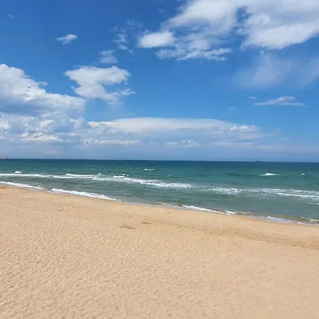 Con Gran Terraza, Piscina Y Con Vistas Al Mar, A Solo 50 M De La Playa 公寓 *